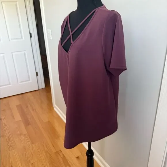 Gilli purple Criss-Cross Blouse - Picture 4 of 6